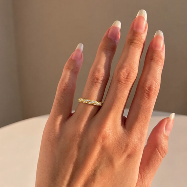 Twisted Pavé Diamond Rope Wedding Band