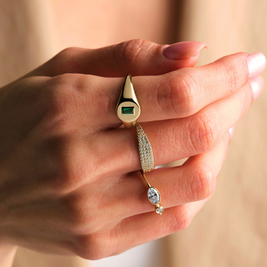 Pave Diamond Pinky Signet Ring - Le Bezel
