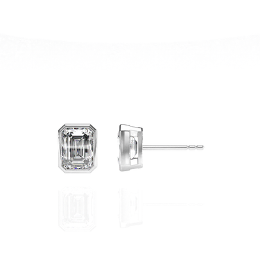 Solitaire Emerald Diamond Earring in Bezel Setting - Le Bezel 
