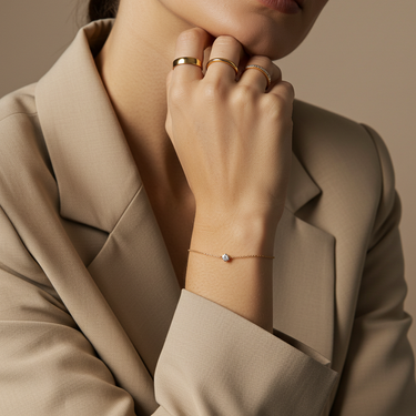 Solitaire Round Diamond Bracelet in Four Prong Setting - Le Bezel 