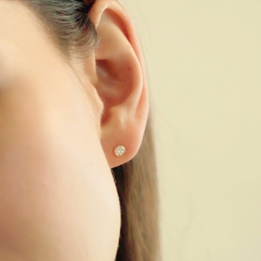 Solitaire Round Diamond Earring in Bezel Setting - Le Bezel