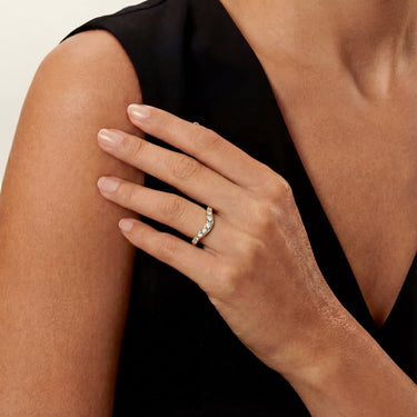 The Curve Nest Wedding Band 0.7CTW - Beyon Diamond